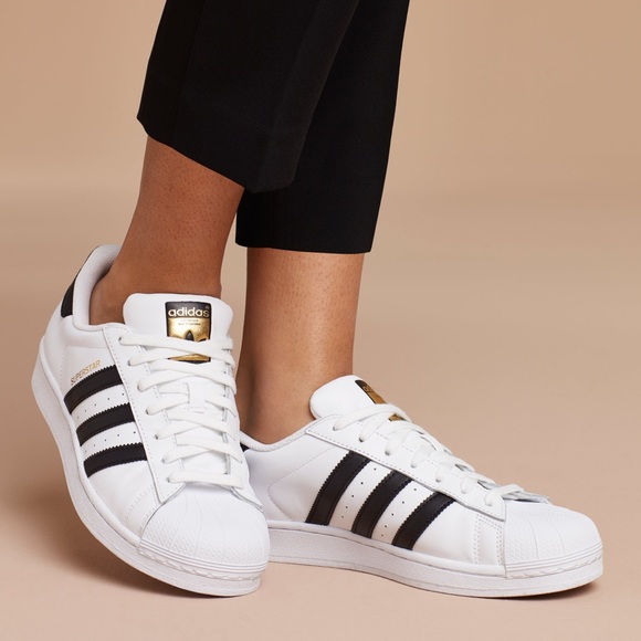 adidas Shoes - 🆕ADIDAS superstar new in box.